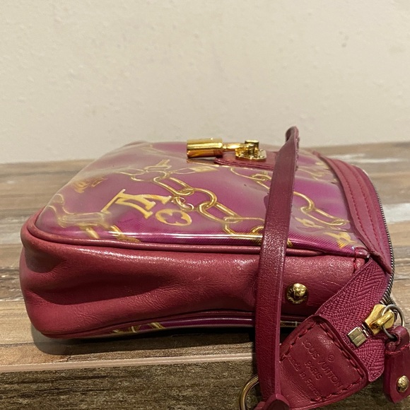 Louis Vuitton Charms Pochette with COA. Limited Edition! - Picture 12 of 12